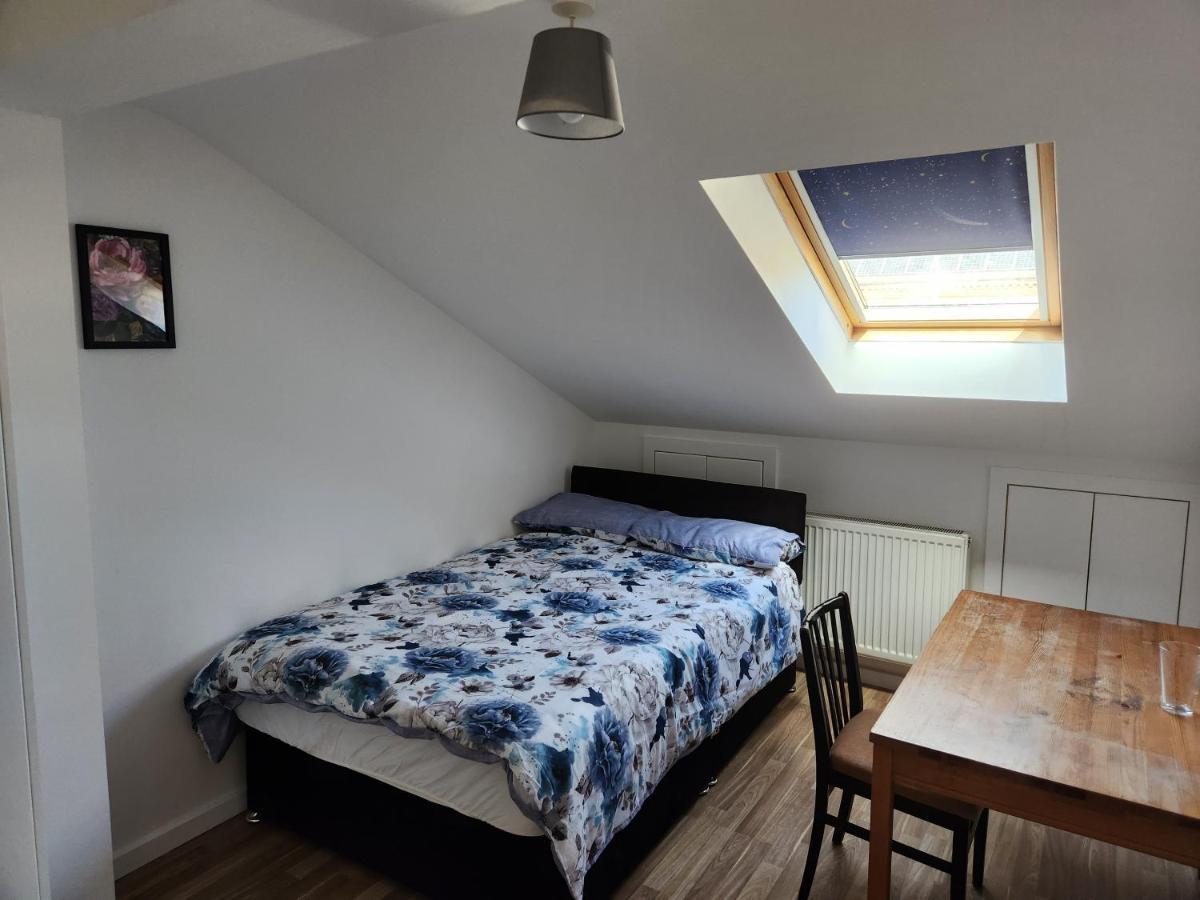 Jey'S Flat Apartment Liverpool Bagian luar foto