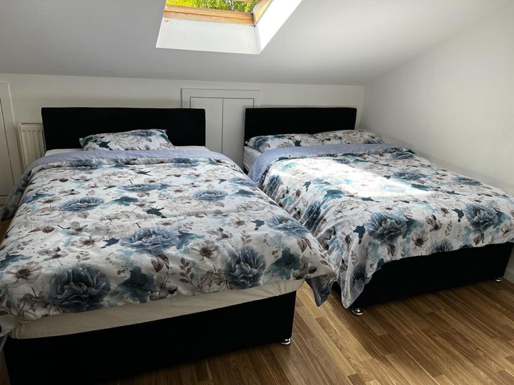 Jey'S Flat Apartment Liverpool Bagian luar foto