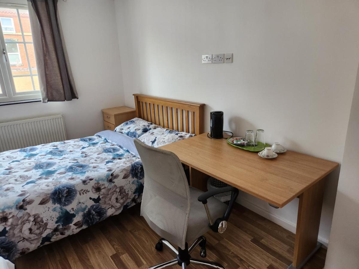 Jey'S Flat Apartment Liverpool Bagian luar foto