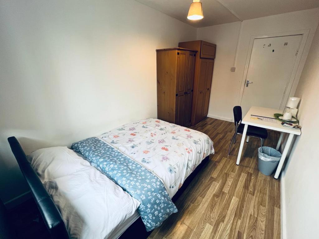 Jey'S Flat Apartment Liverpool Bagian luar foto