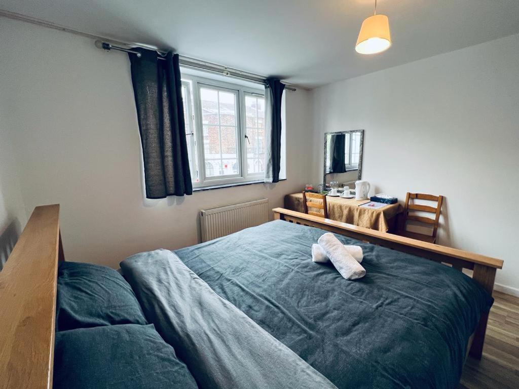 Jey'S Flat Apartment Liverpool Bagian luar foto