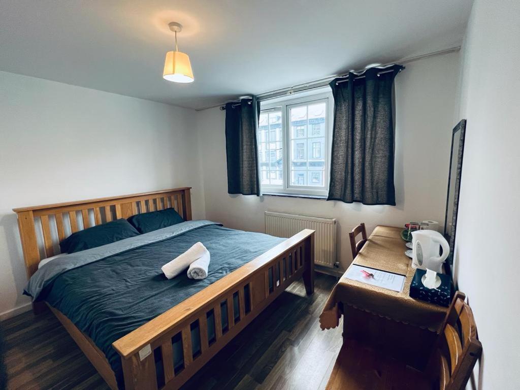 Jey'S Flat Apartment Liverpool Bagian luar foto